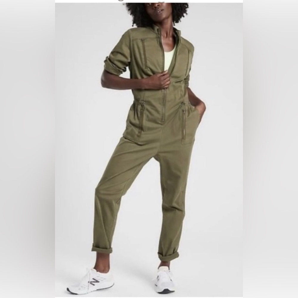 Athleta Cargo Summit Cargo Olive Green Jumpsuit (4) - Picture 5 of 12